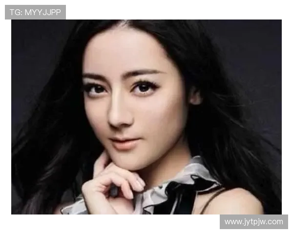 从清纯偶像到百变女王：大岛麻衣的蜕变与闪耀